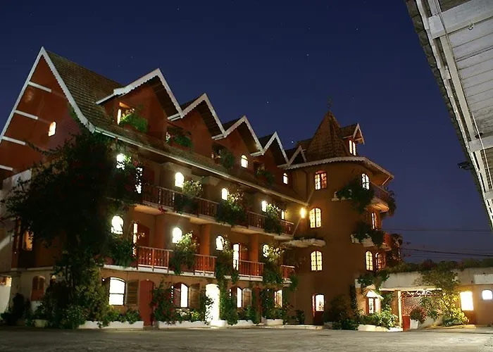 Hotel Cantinho De Portugal Campos do Jordão